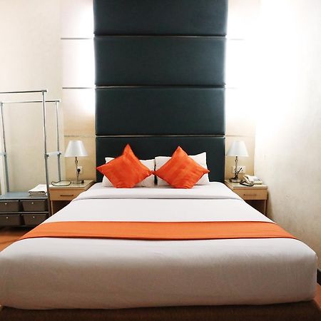 Mirah Hotel Jakarta Luaran gambar
