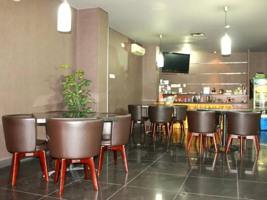 Mirah Hotel Jakarta Luaran gambar