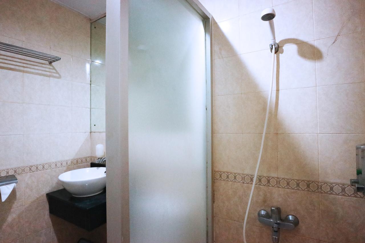 Mirah Hotel Jakarta Luaran gambar