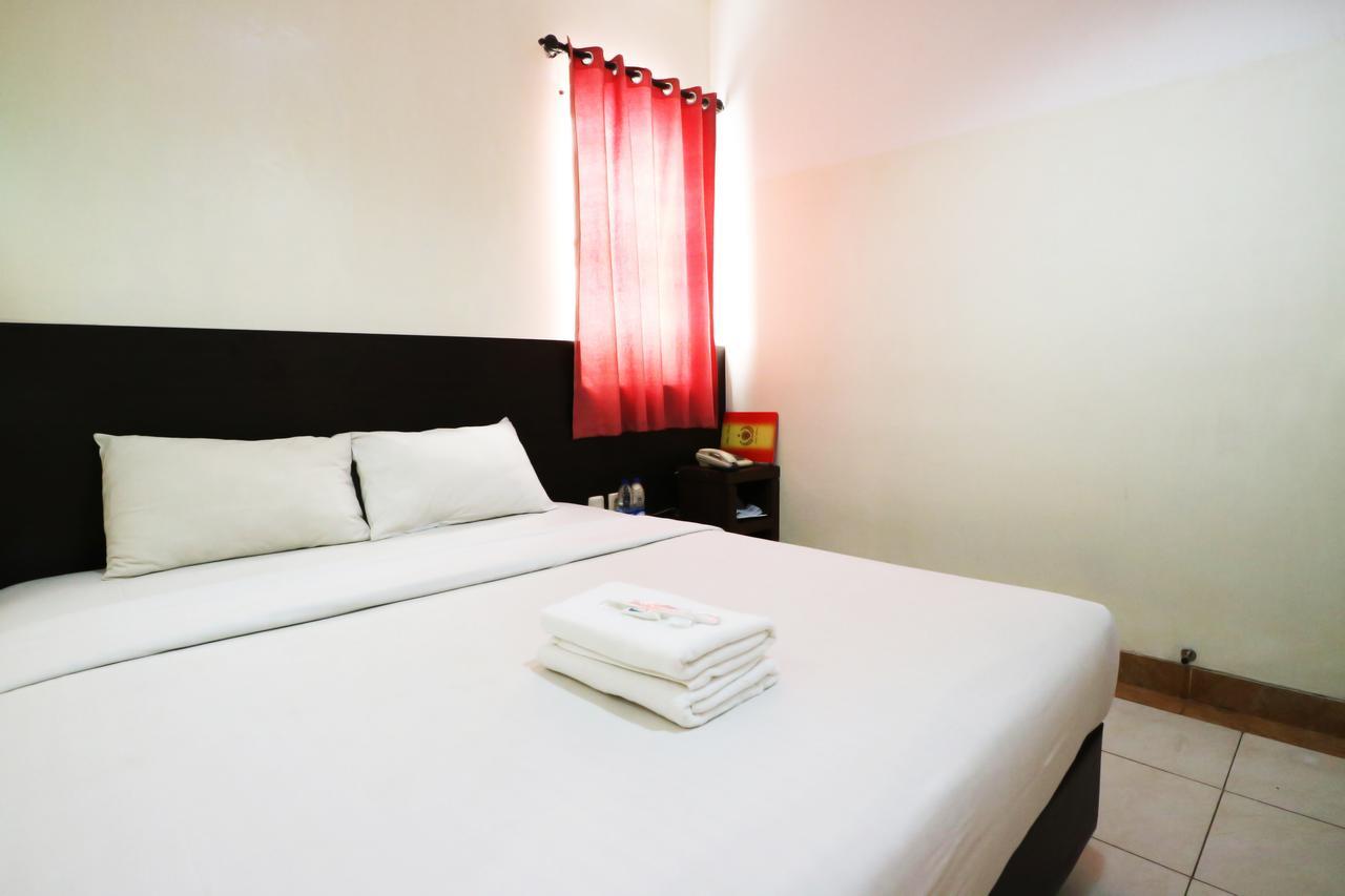 Mirah Hotel Jakarta Luaran gambar